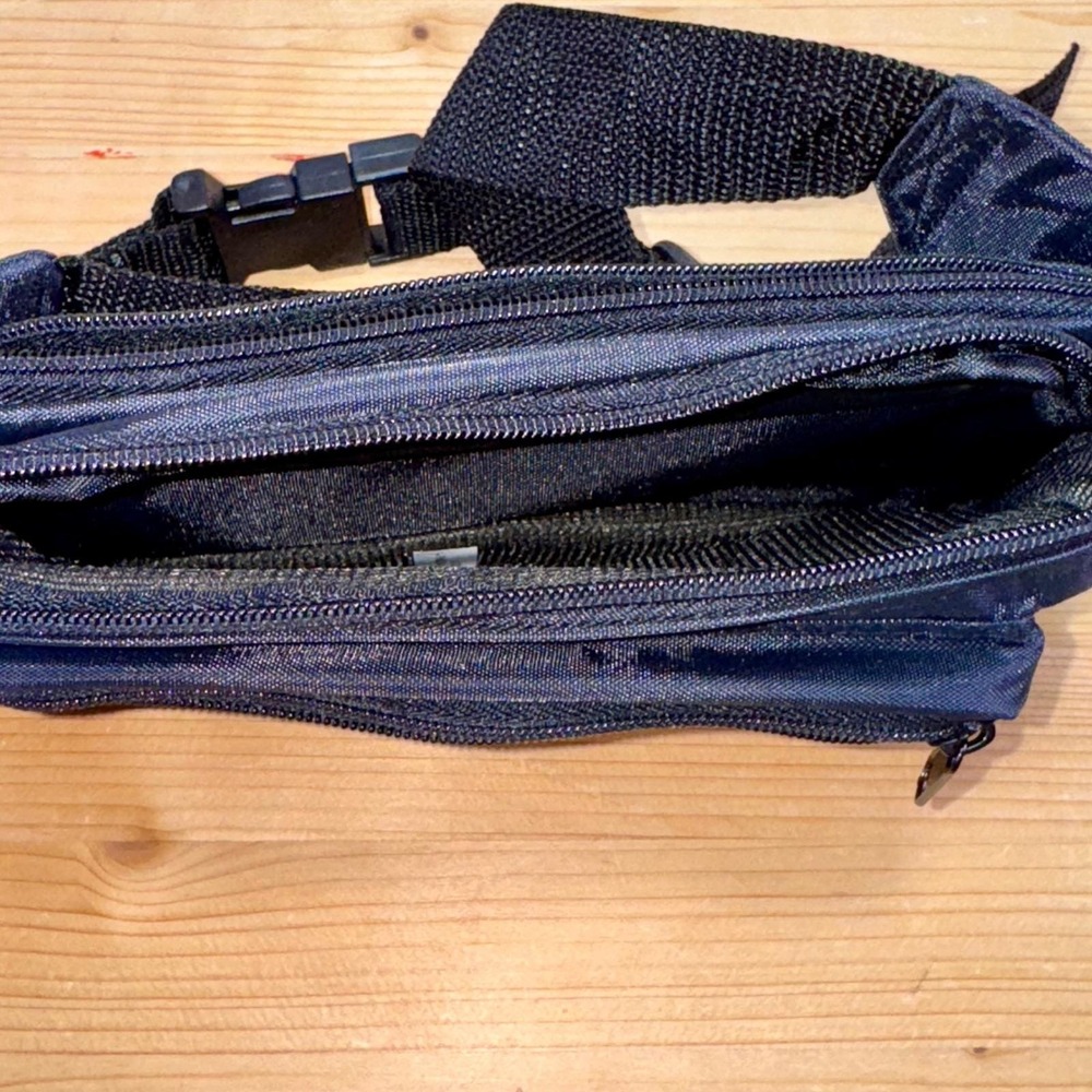 Kodak Film Black Fanny Pack Waist Bag Retro 90s Adjustable Strap Vintage - Picture 3 of 7